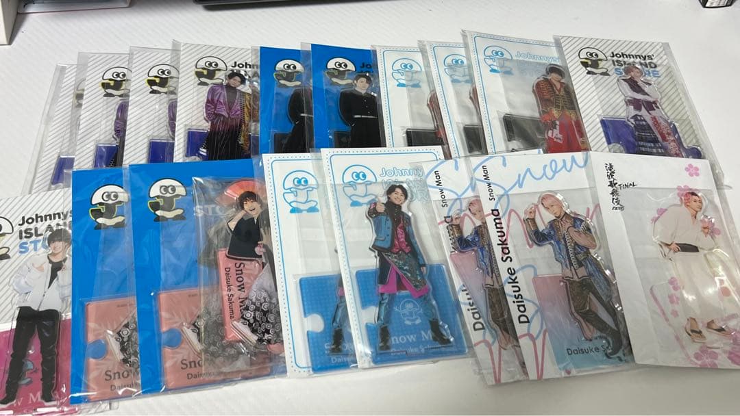  Man SixTONESアクリルスタンド