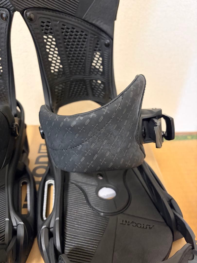 BURTON Malavita ブラック M 2015モデル