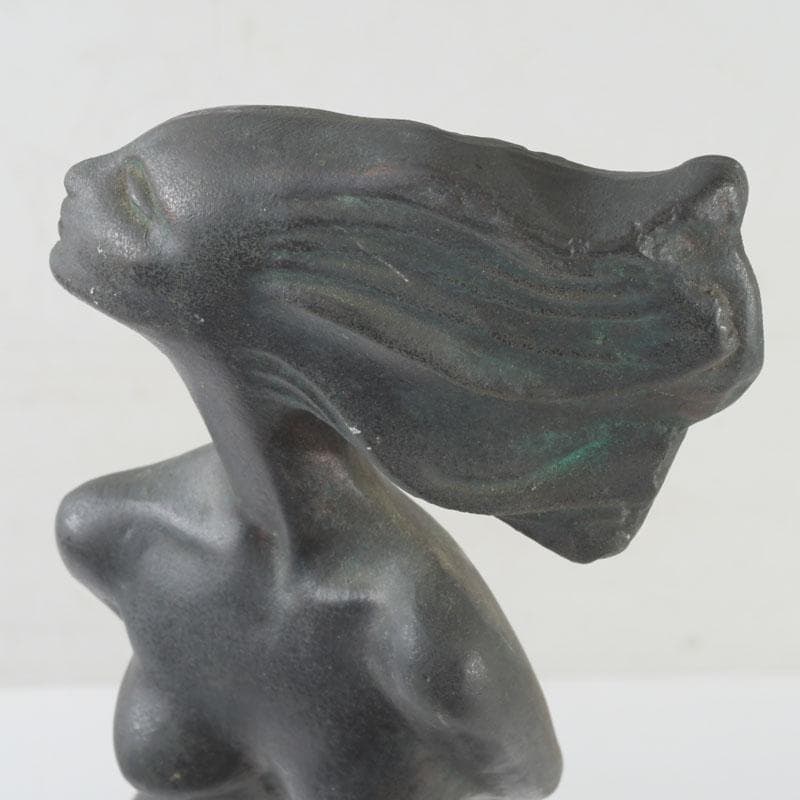 彫刻家　翁観二作　ブロンズ像　裸婦像　女性像　重さ約3kg　C　9790A