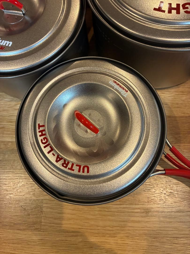 エバニュー　チタン製ウルトラライトクッカー　600/900/1300mlセット❗️