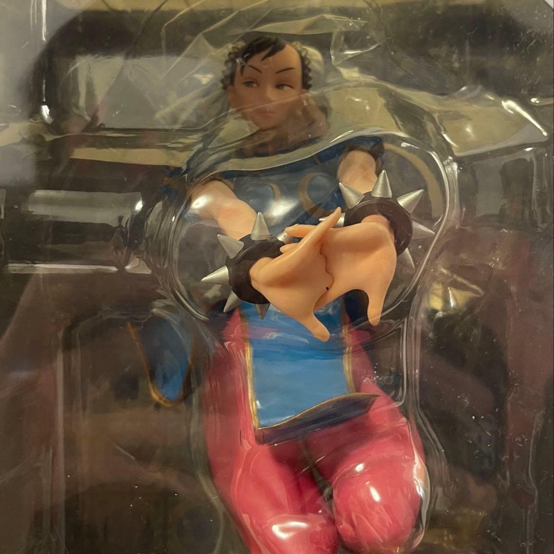 西村キヌ ストリートファイター ガール ファイティング フィギュア 春麗