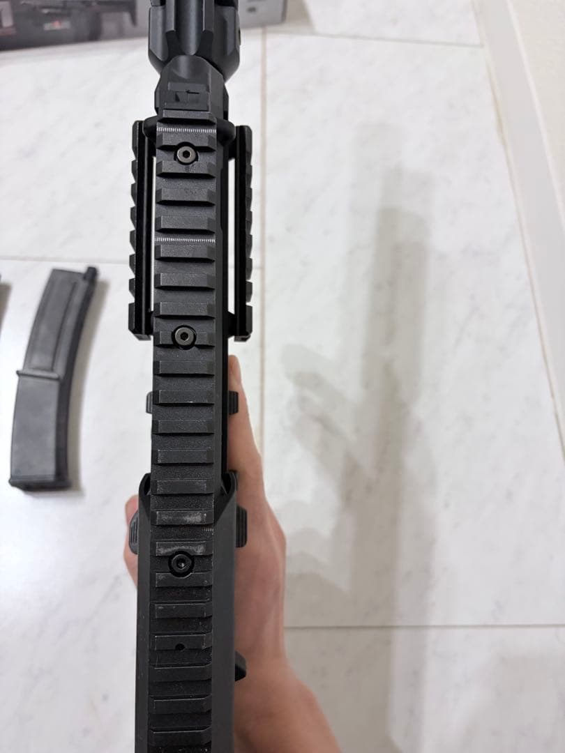 ガス　MP7A1 マガジン2本　サプレッサー