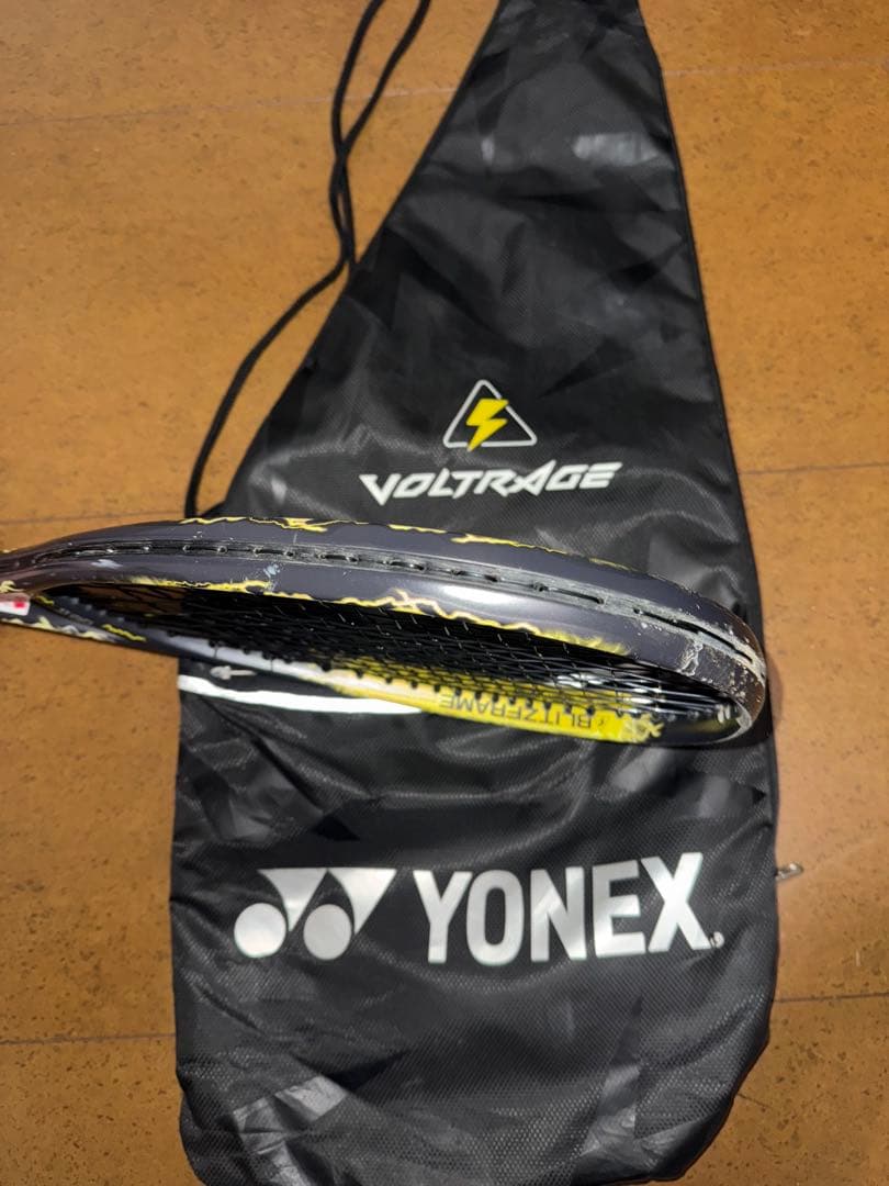 YONEX VOLTRAGE7v ガット、グリップ未使用