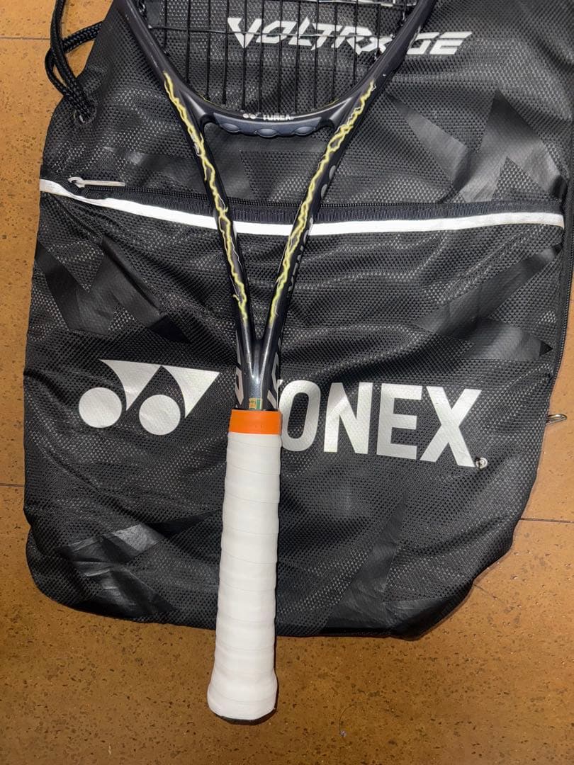 YONEX VOLTRAGE7v ガット、グリップ未使用
