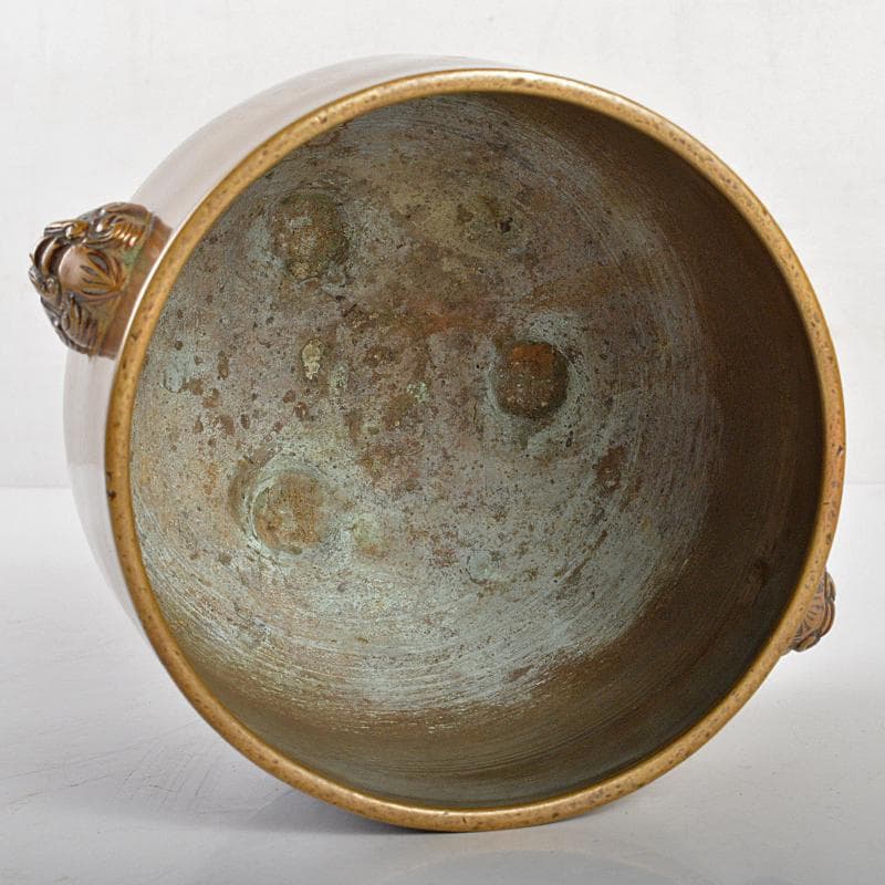 金屋五郎三郎 　宣徳銅　双耳花文　三足火入　共箱　F　R7007