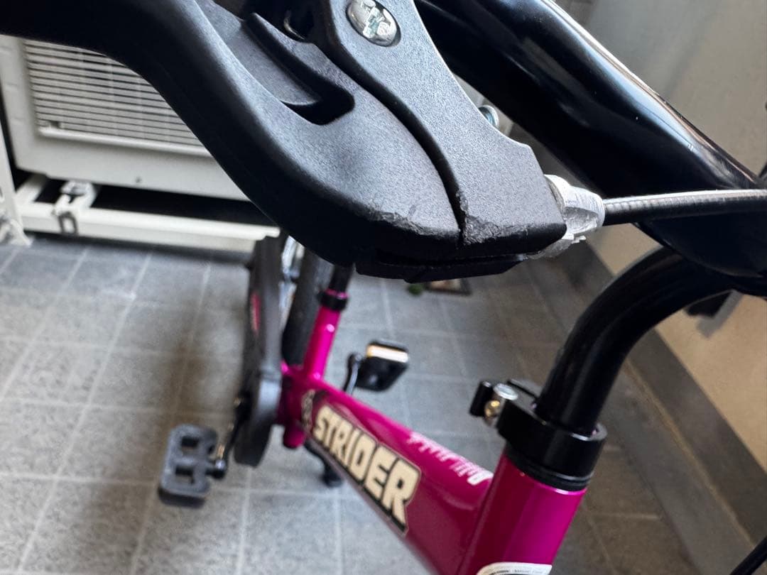 ストライダー14x フューシャピンク
