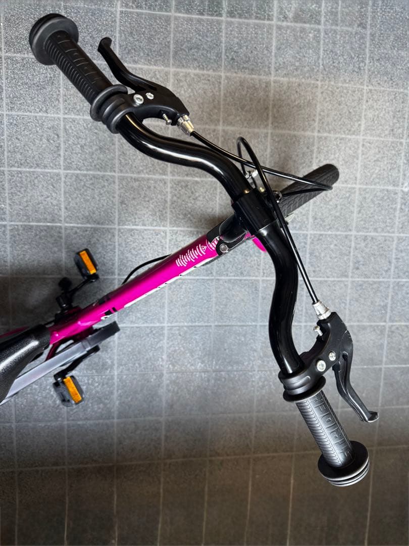 ストライダー14x フューシャピンク