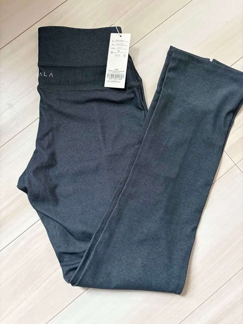 【新品】SUKALA リブデニムレギパンMネイビー