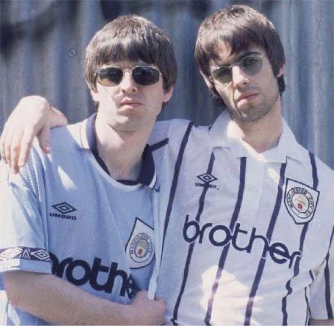 oasis ユニフォーム　マンチェスターシティ　復刻サッカー　Lサイズ　サッカー