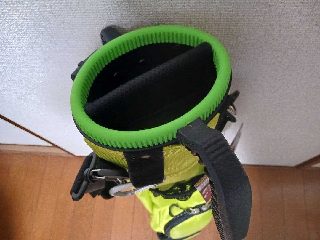 【未使用品】ゴルフ　スタンドバッグ　【ウェッジ、パター収納】