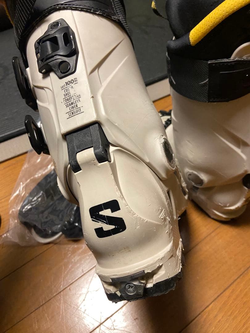 SALOMON バックカントリー　男性用スキーブーツ　SHIFT PRO 130