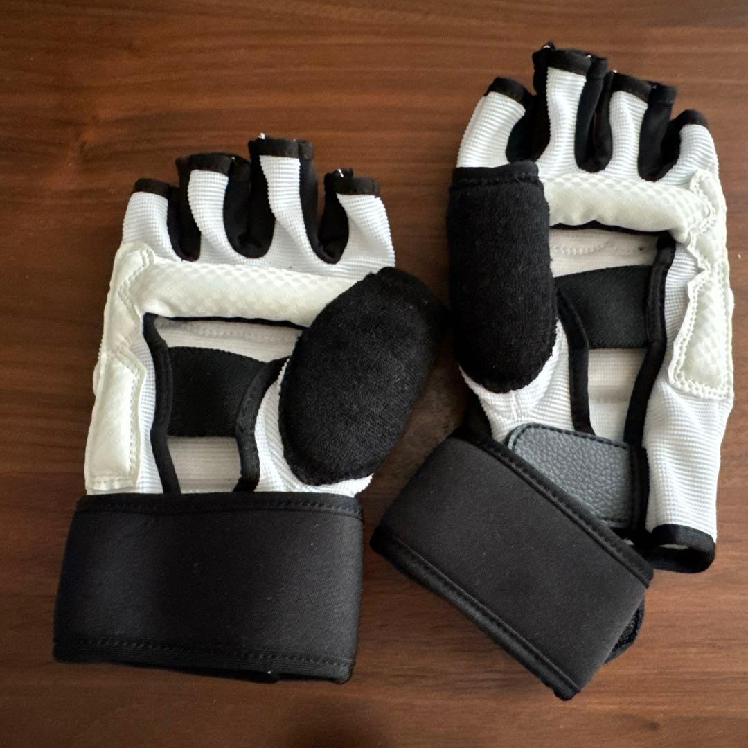 LAVA ボクシンググローブ、ソックス　1度使用