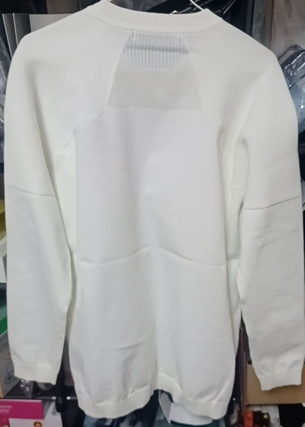 ラッセルノ　薄手　セーター　サイズ4　新品