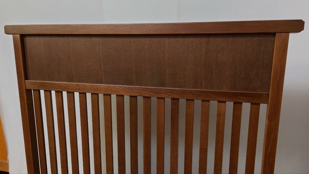 衝立　伝統和風格子状衝立　枯茶色仕上げ　天然杢タモ無垢材フレーム１枚式②