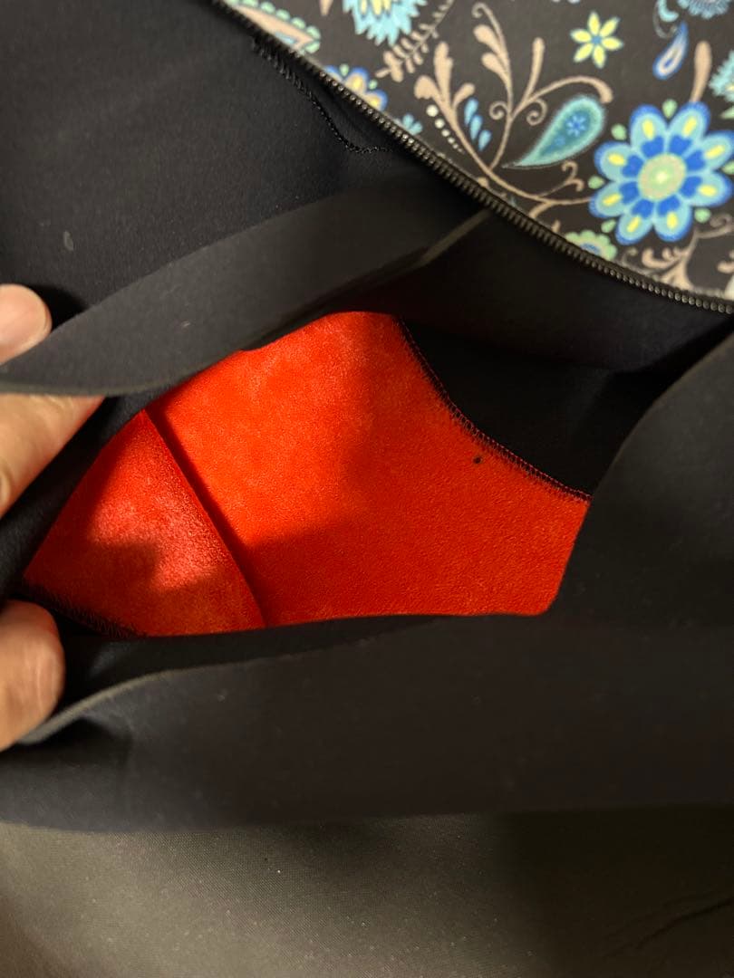 ARTIGHT フルスーツ 花柄 Mサイズ