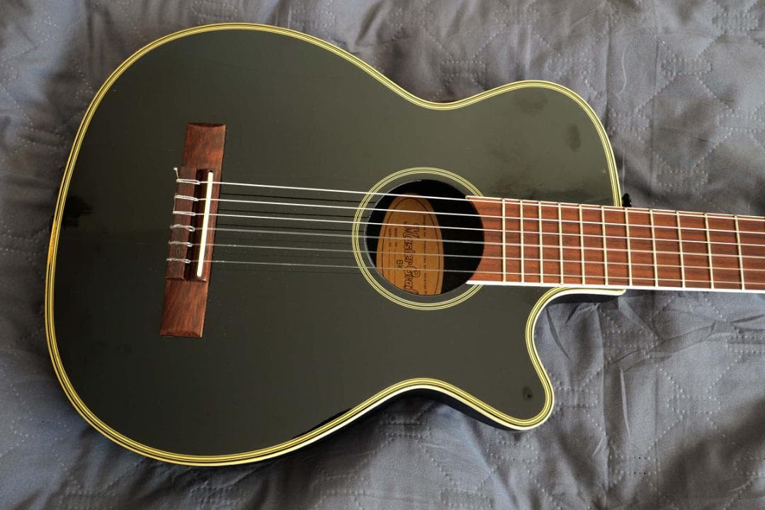 Master Graft BK ミニエレアコ　ガットギター ペグGOTOH交換