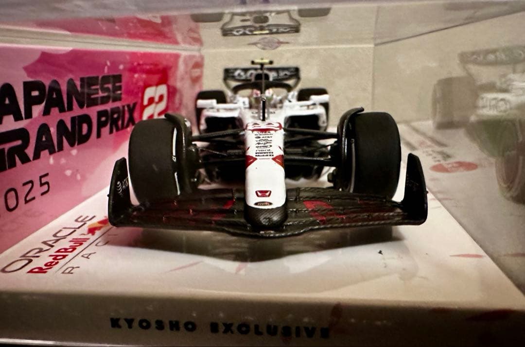 MINICHAMPS RB21 Yuki Tsunoda 1/43 日本GP