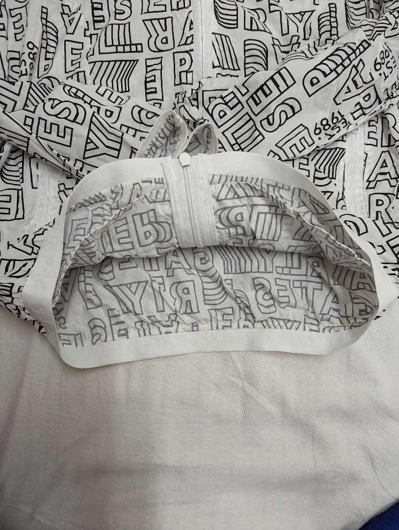 サイズ６　２Ｌ パーリーゲイツ　ナイロンパーカー