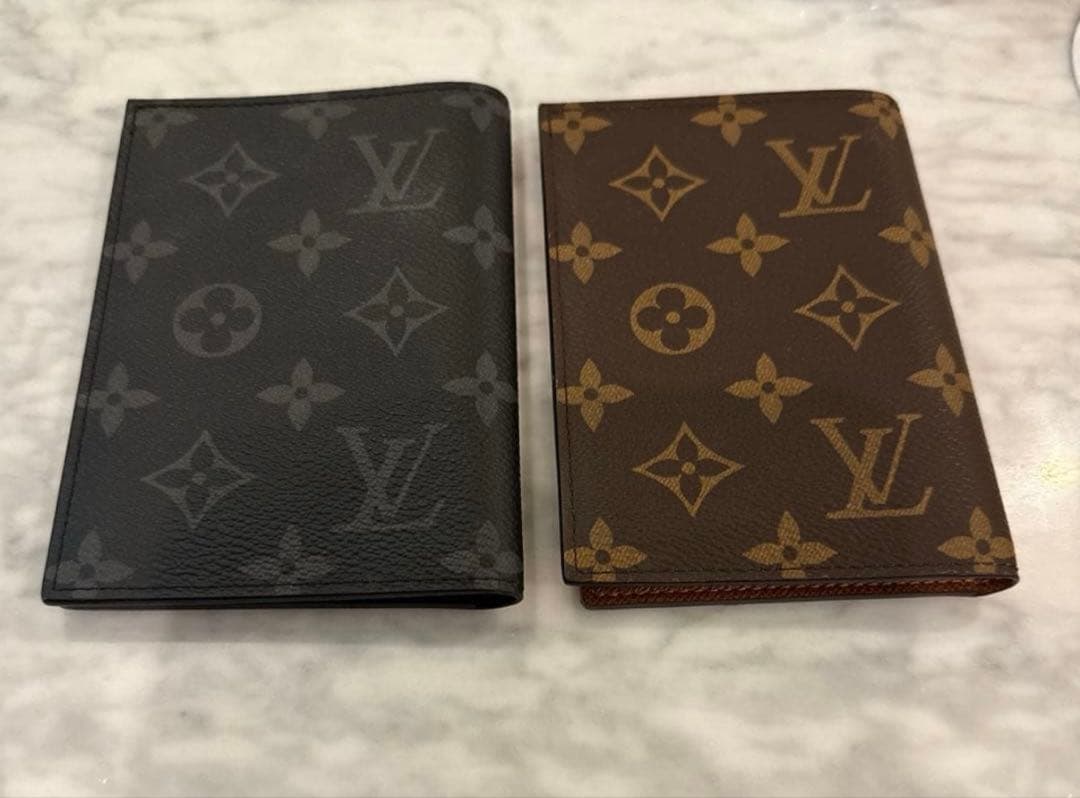 LOUIS VUITTON　パスポートケース ブラック