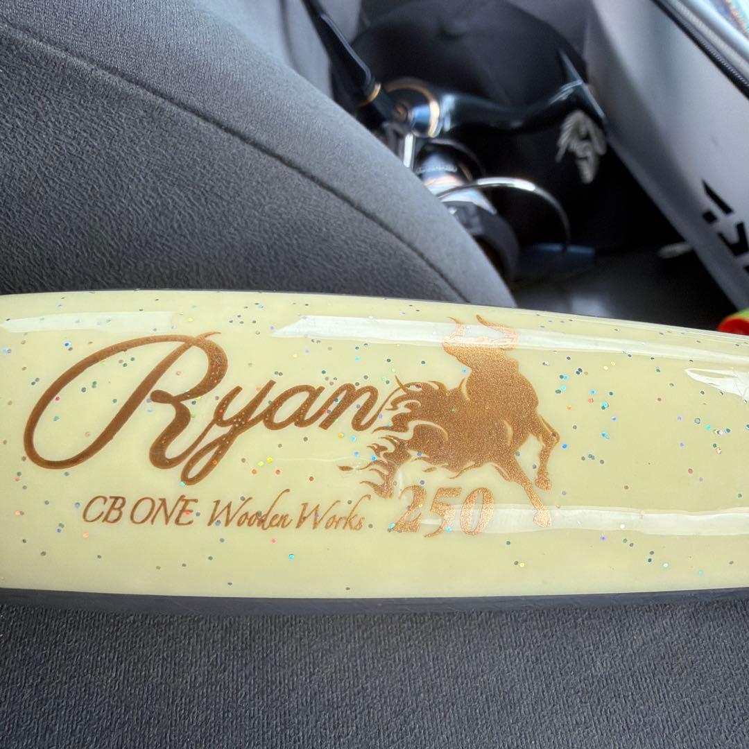 CB ONE ライアン250