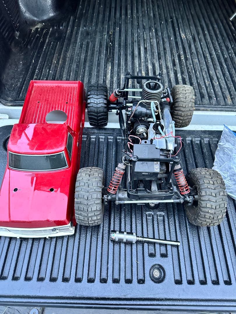 Kyosho KE-25 ガソリンRCカー　マッドクラッシャー