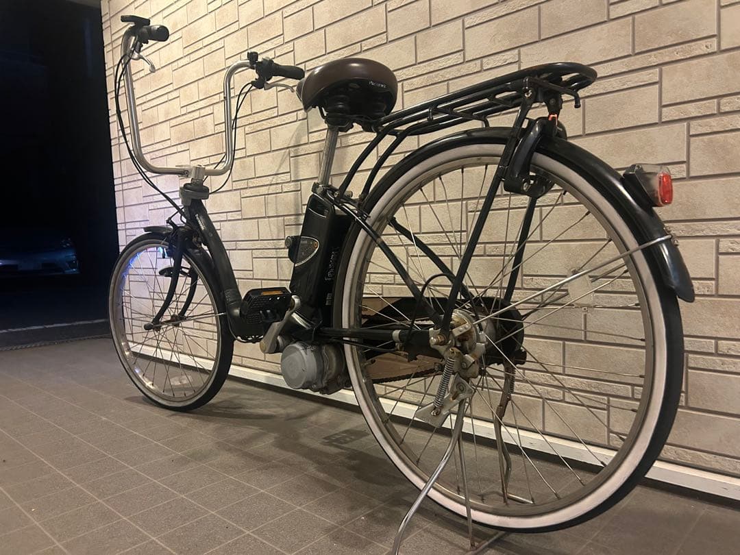 兵庫県神戸市より！Panasonic電動アシスト自転車バッテリー弱充電器付です。