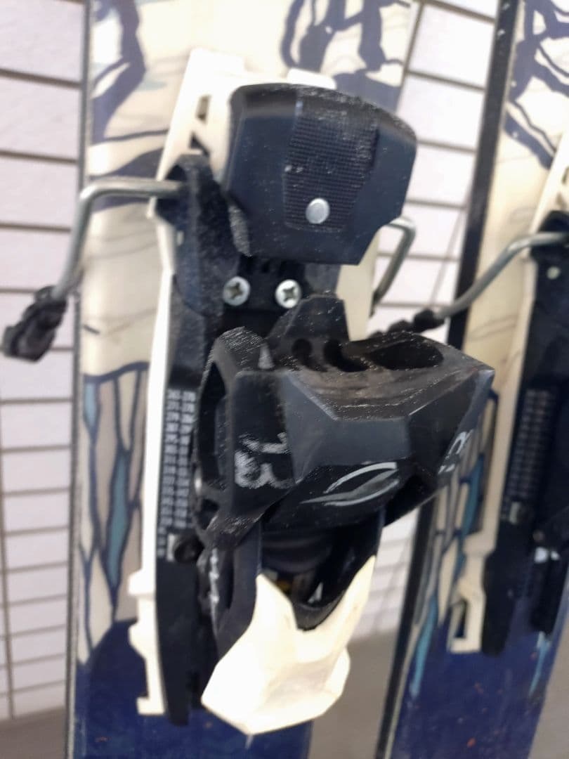 Moment Bibby モーメント ビビー 184cm マーカー