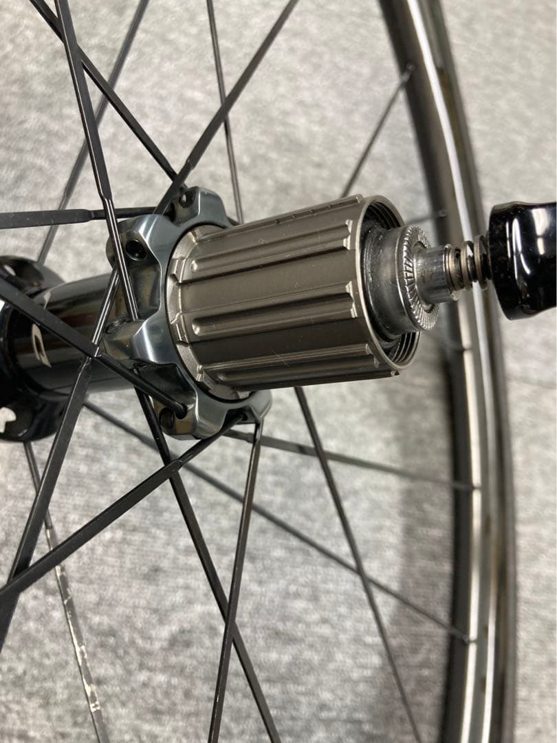 DURA-ACEデュラエースWH-R9100-C40-TU チューブラーホイール