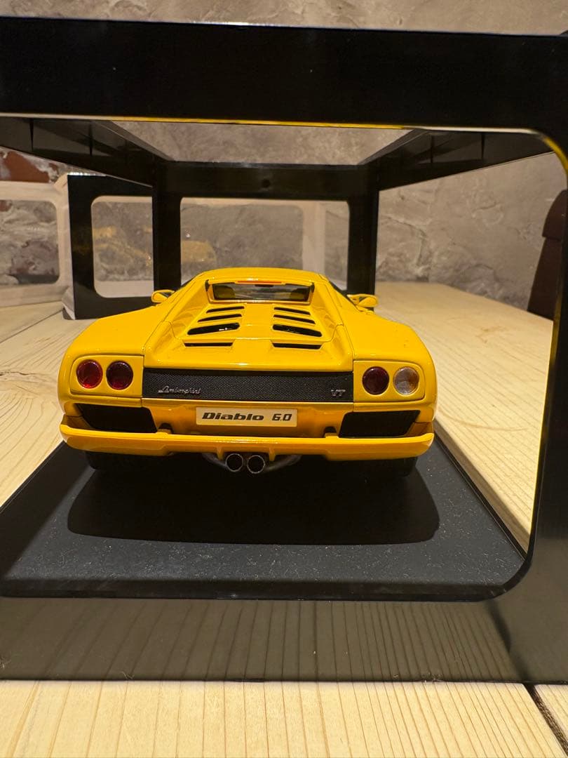 オートアート ミレニアム 1/18 ランボルギーニ ディアブロ 6.0