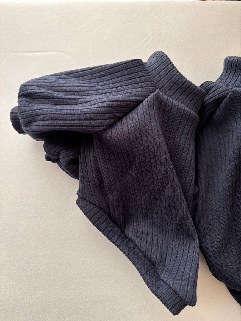 ネイビーリブニットの犬の服