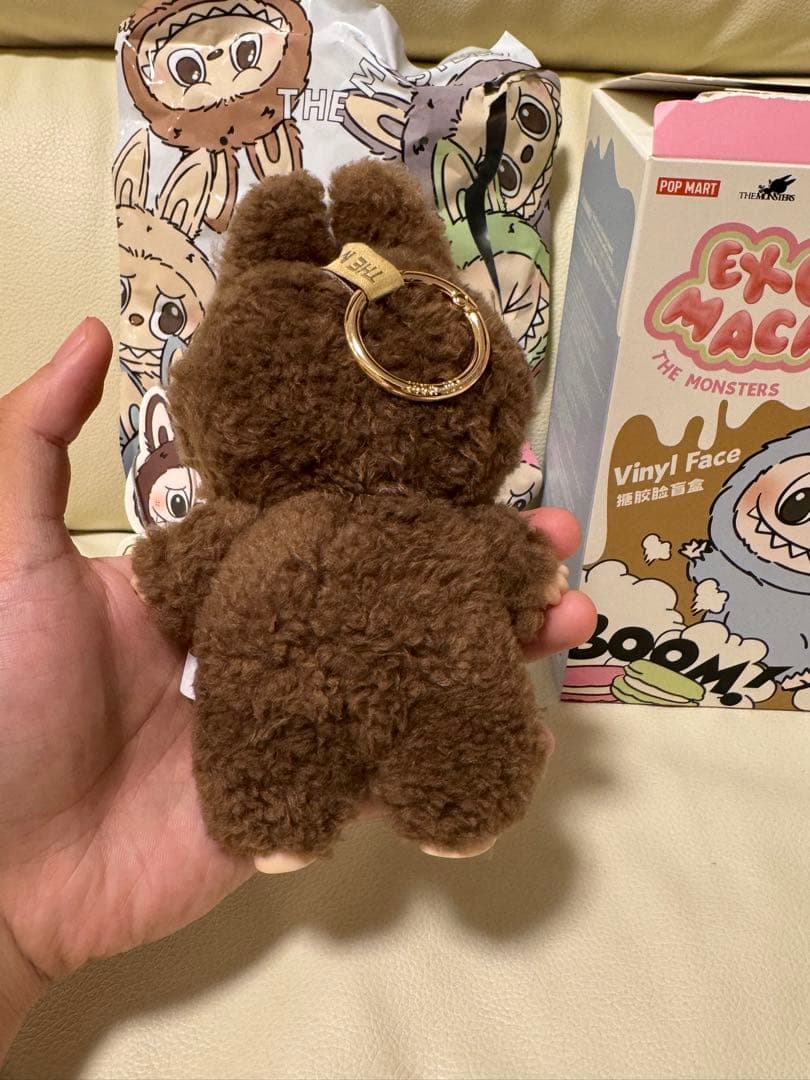 正規品 ラブブ シークレット マカロン チェスナットココアCocoa キーホルダ