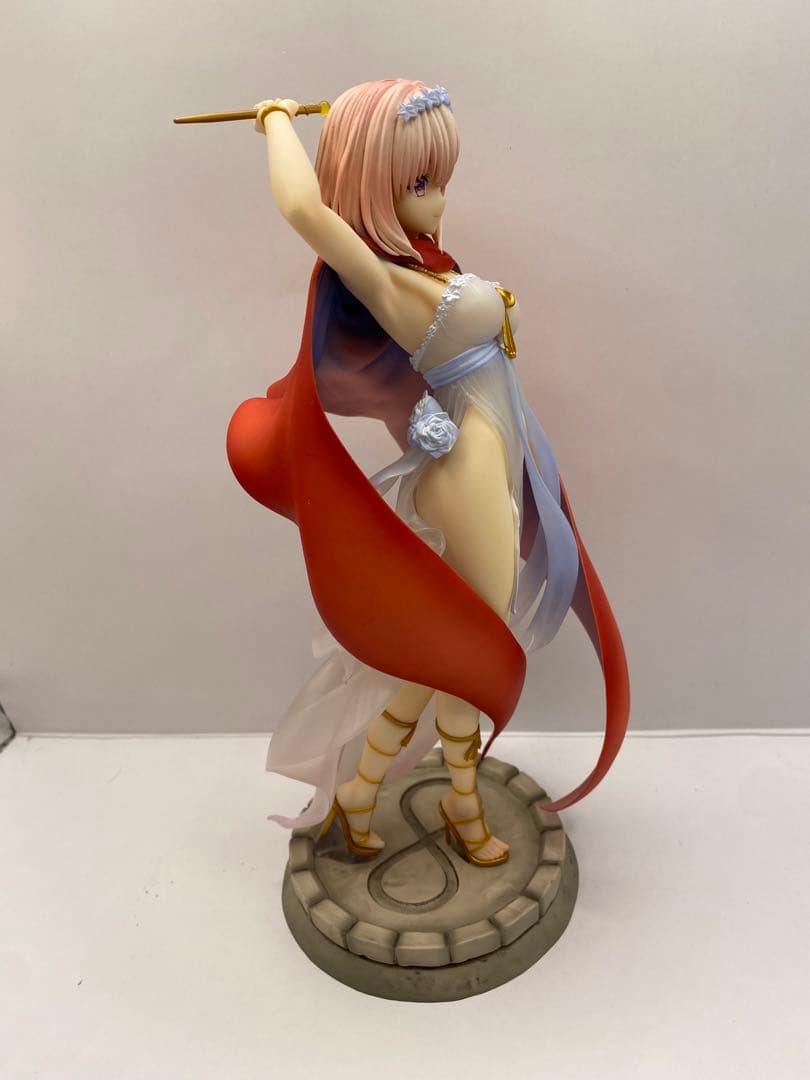 モモ・べリア・デビルークThe Magician Ver. フィギュア