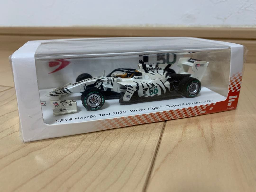 ミニカー spark SF19 Next50 Test White Tiger 1/43