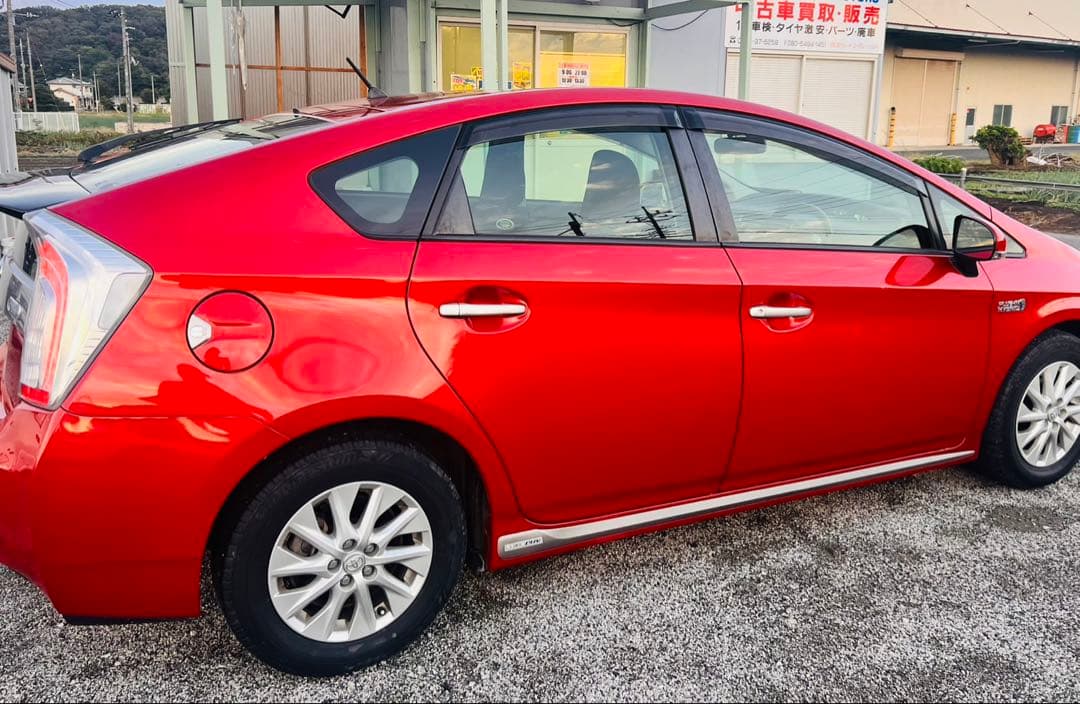 プリウスPHV本体価格ー55万