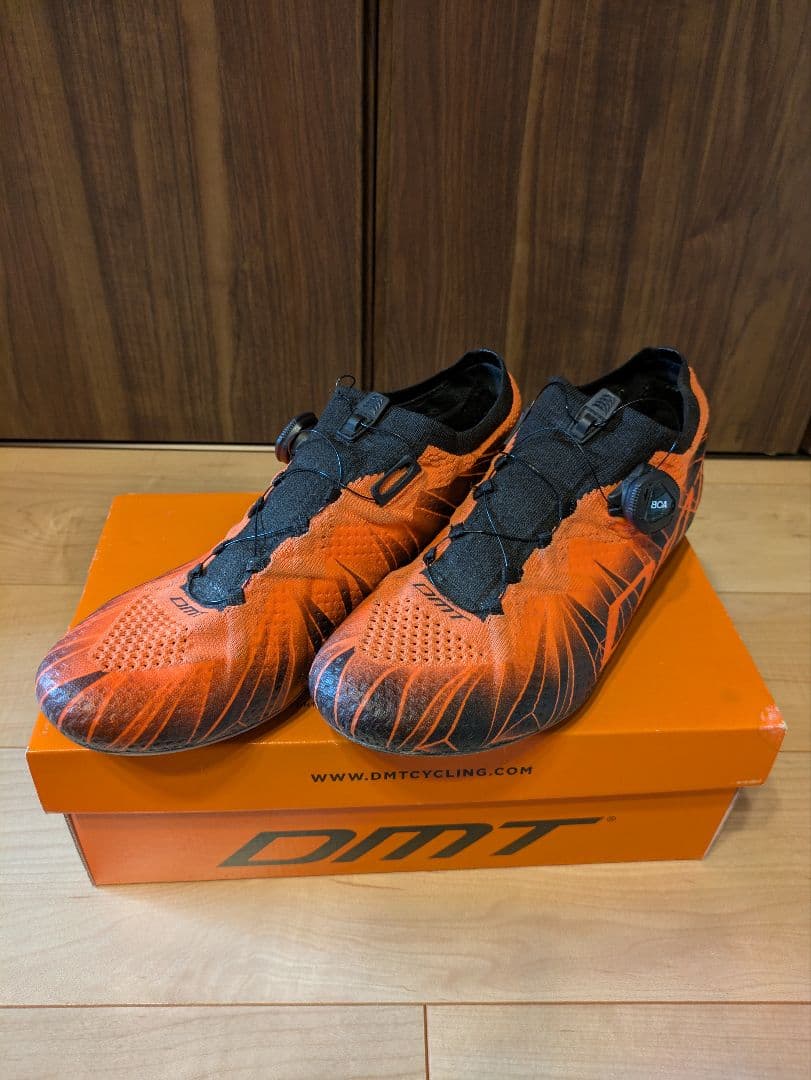 DMT KR1 シューズ 42.5 オレンジ/ブラック