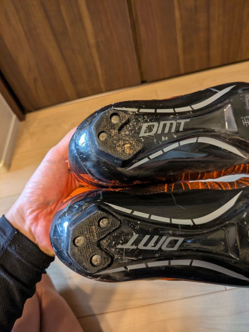 DMT KR1 シューズ 42.5 オレンジ/ブラック