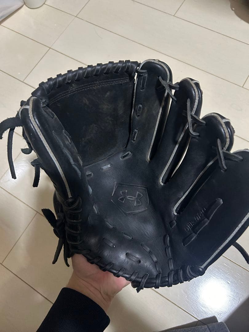 アンダーアーマー 軟式投手用