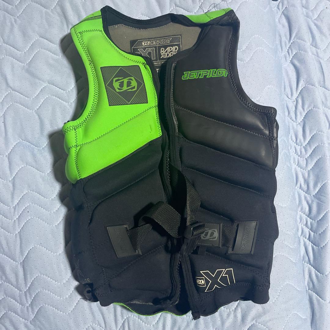 Jetpilot X1 ライフジャケット