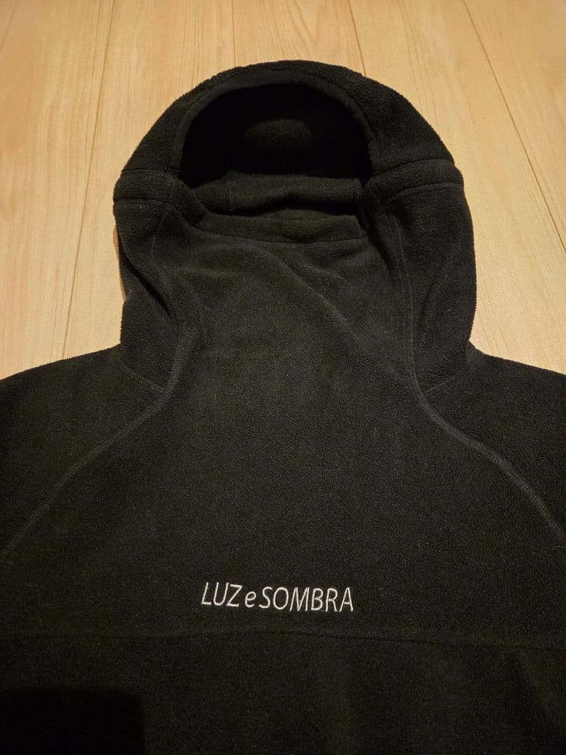 Luz e Sombra フリースフーディ　ブラックS