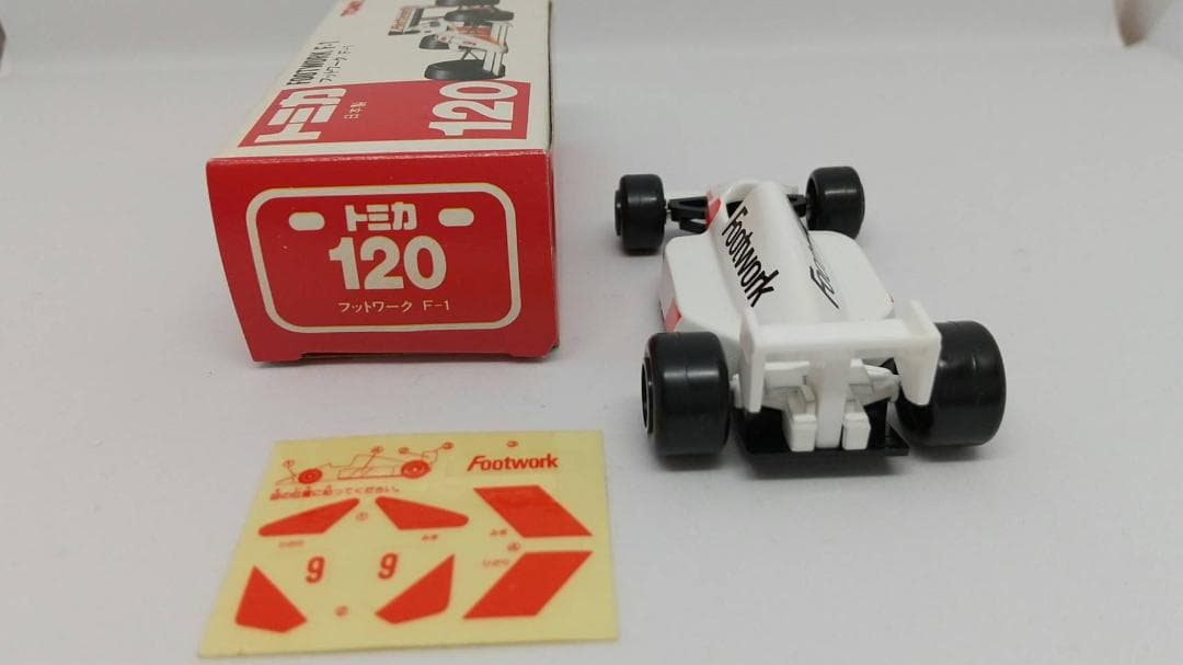 TOMICA トミカ Footwork フットワーク F1 1/64 ミニカー