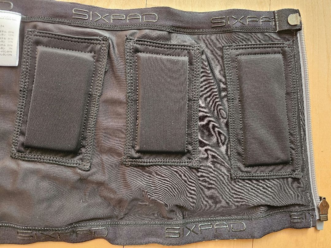 新品未使用　SIXPAD パワースーツコアベルト Sサイズ