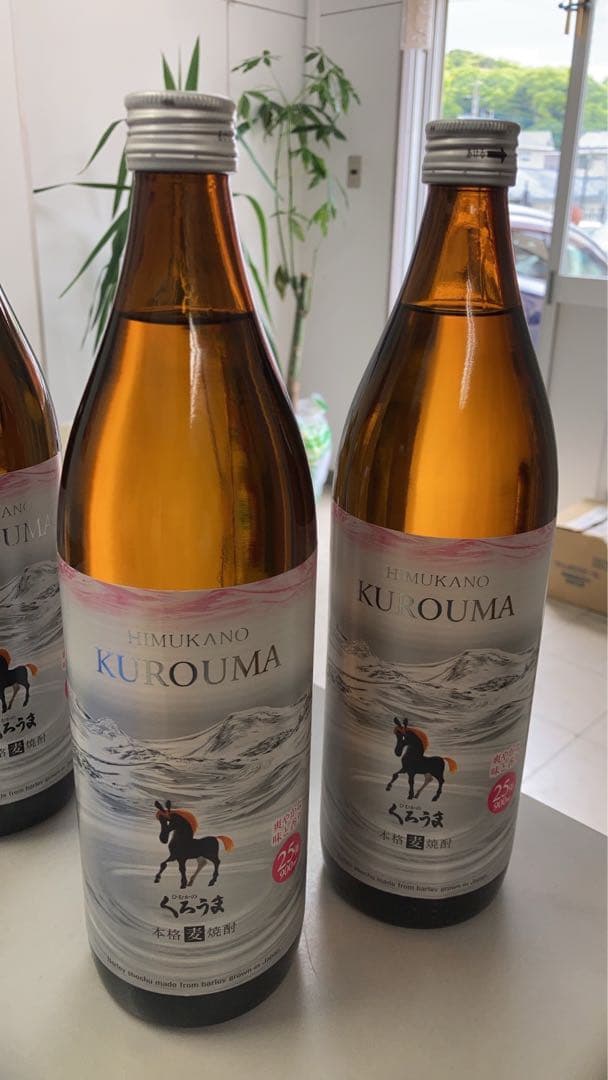 九州名産　本格焼酎18本セット　博多の華1800ml 紙パック入　くろうま6本