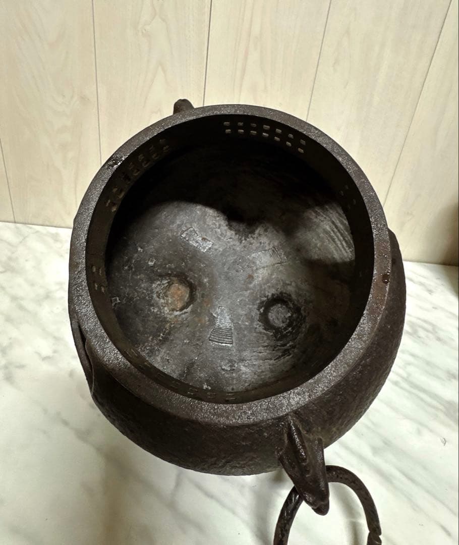 ［茶道具 鉄製 風炉茶釜］送料無料！