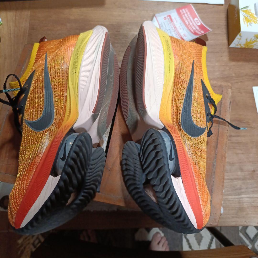 ナイキNIKE アルファフライネクスト% 27.5cmオレンジ×黒