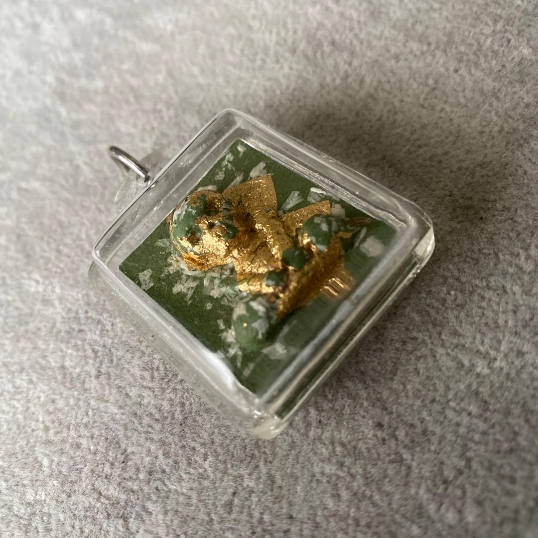 プラクルアン ゴーストピッター 超レア品 金箔 髑髏 危険回避 富と開運 御守り