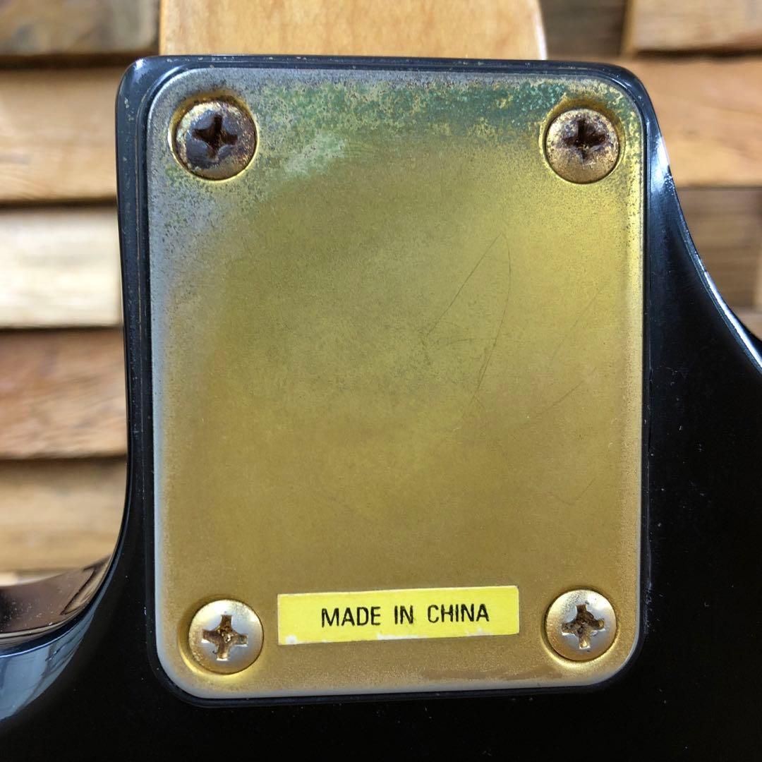 エレキギター　Vintege　モッキンバードタイプ　本体のみ