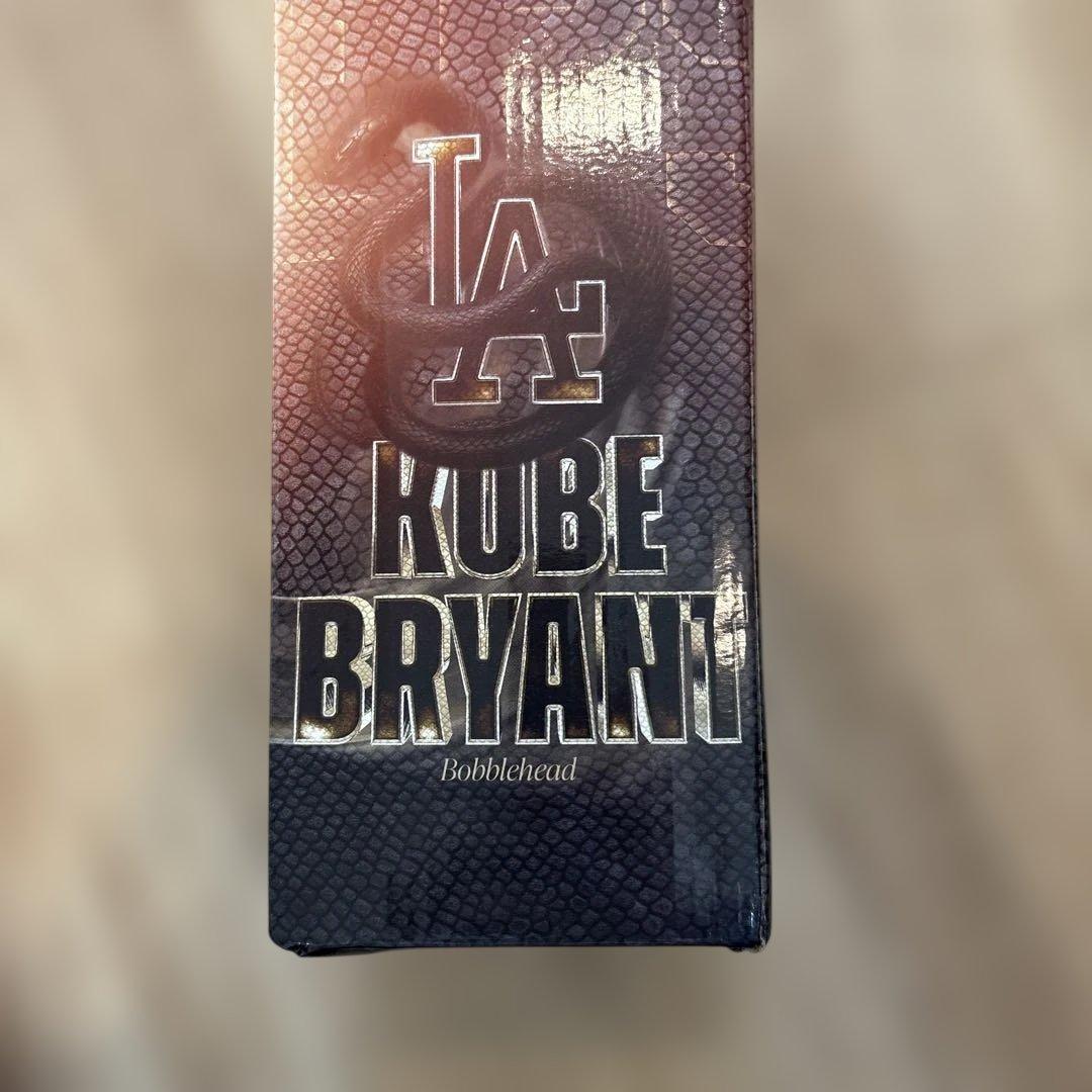KOBE BRYANT bobble head ドジャース限定