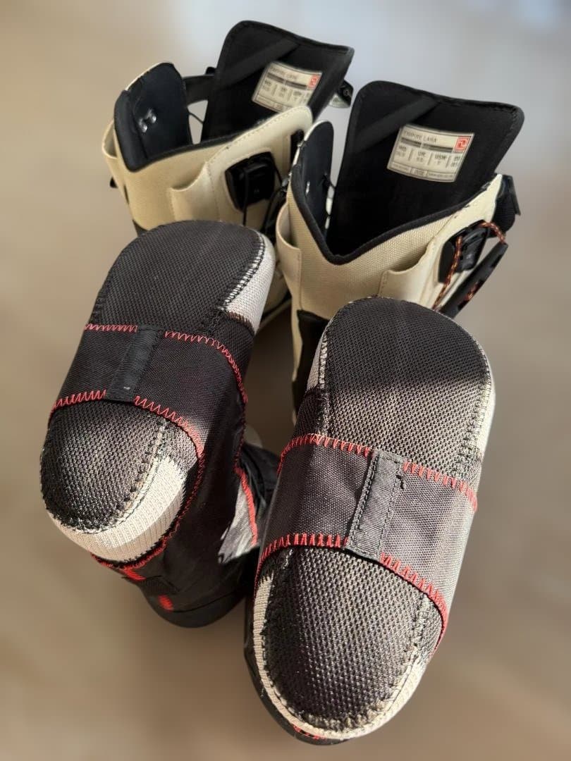 ディーラックス Empire Lara 女性用スノーボードブーツ 24.5