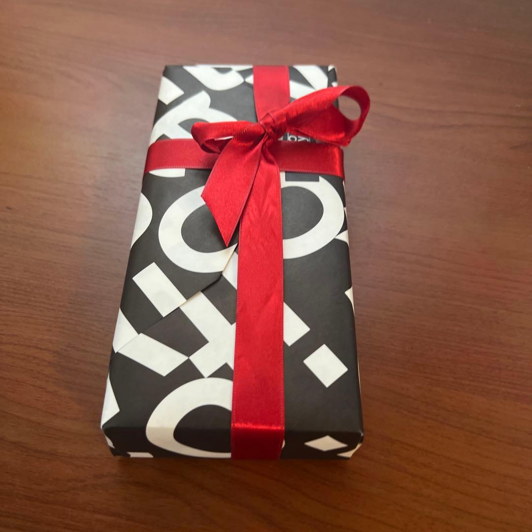 百の模様！　新品　伊東屋ROMEO No.3 ボールペン細軸　オーリックアンバー