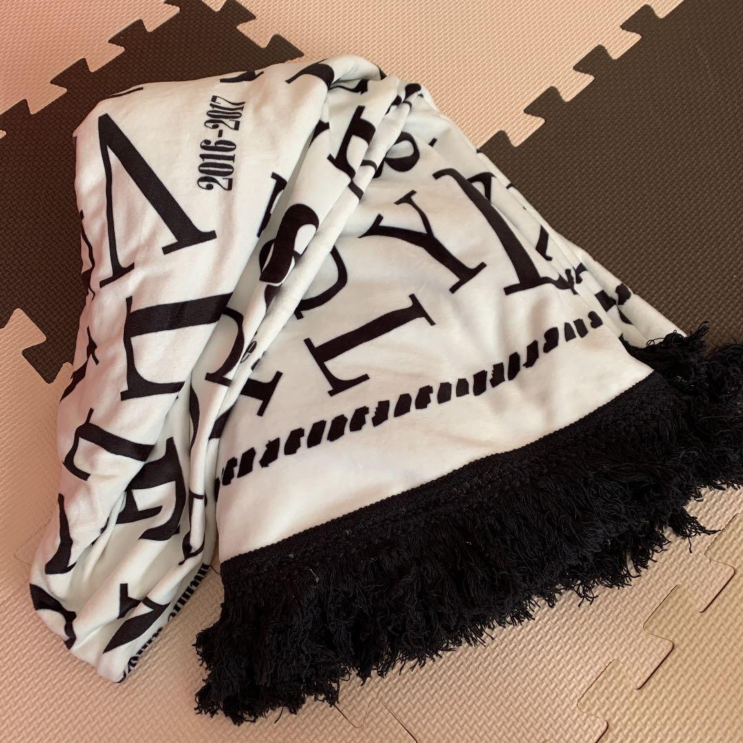 安室奈美恵　2016 ブランケット